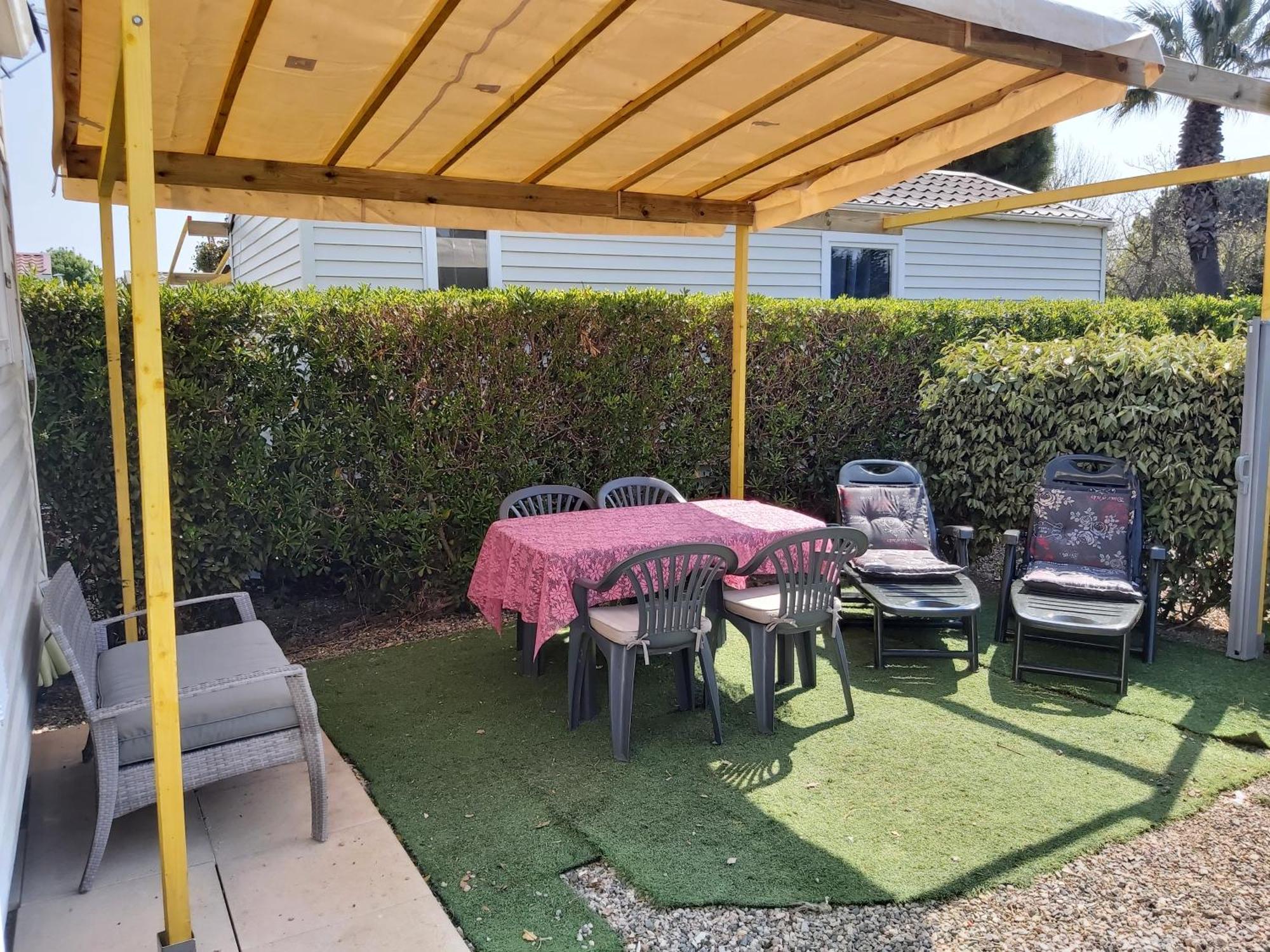 Vacances Familiales Dans Camping Avec Piscine Fréjus Oda fotoğraf